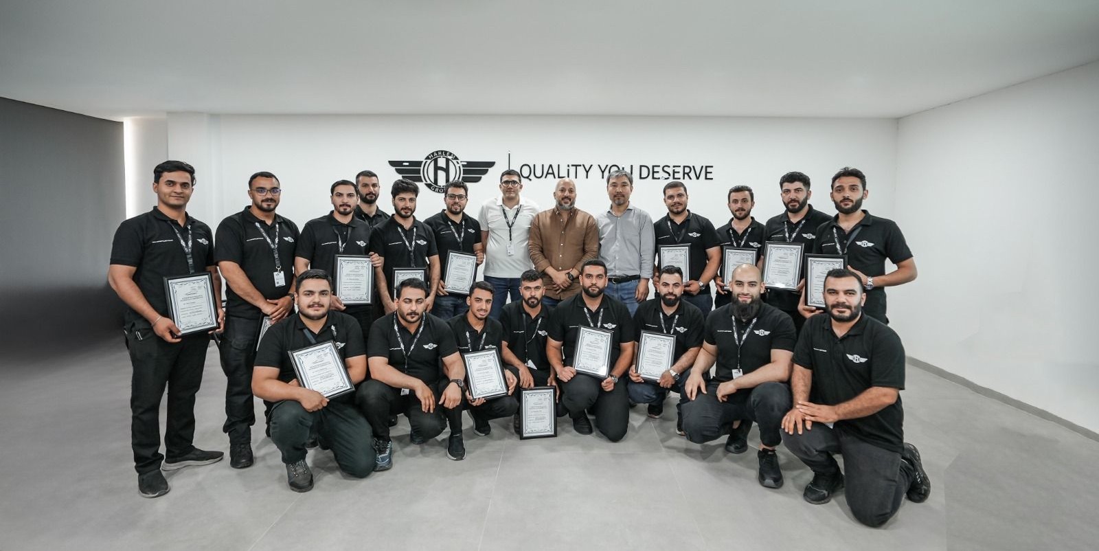 فنيو مجموعة هارلم يحصدون الاعتماد الرسمي من شركة جيتور